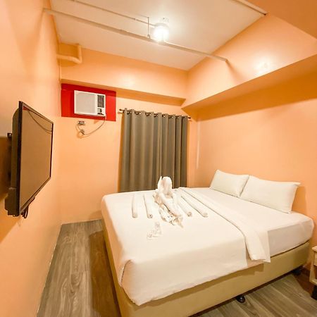 Kaizen Suites Манила Екстериор снимка