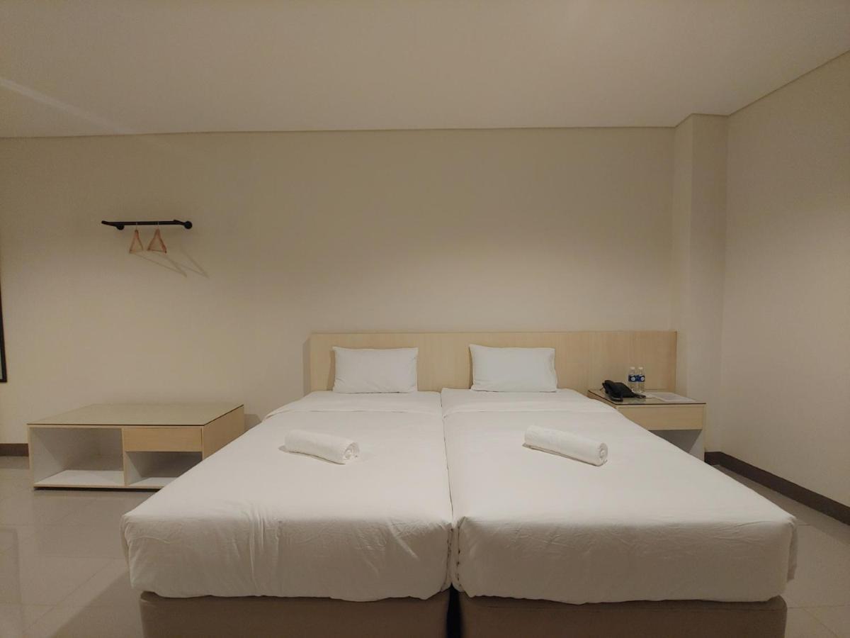 Kaizen Suites Манила Екстериор снимка