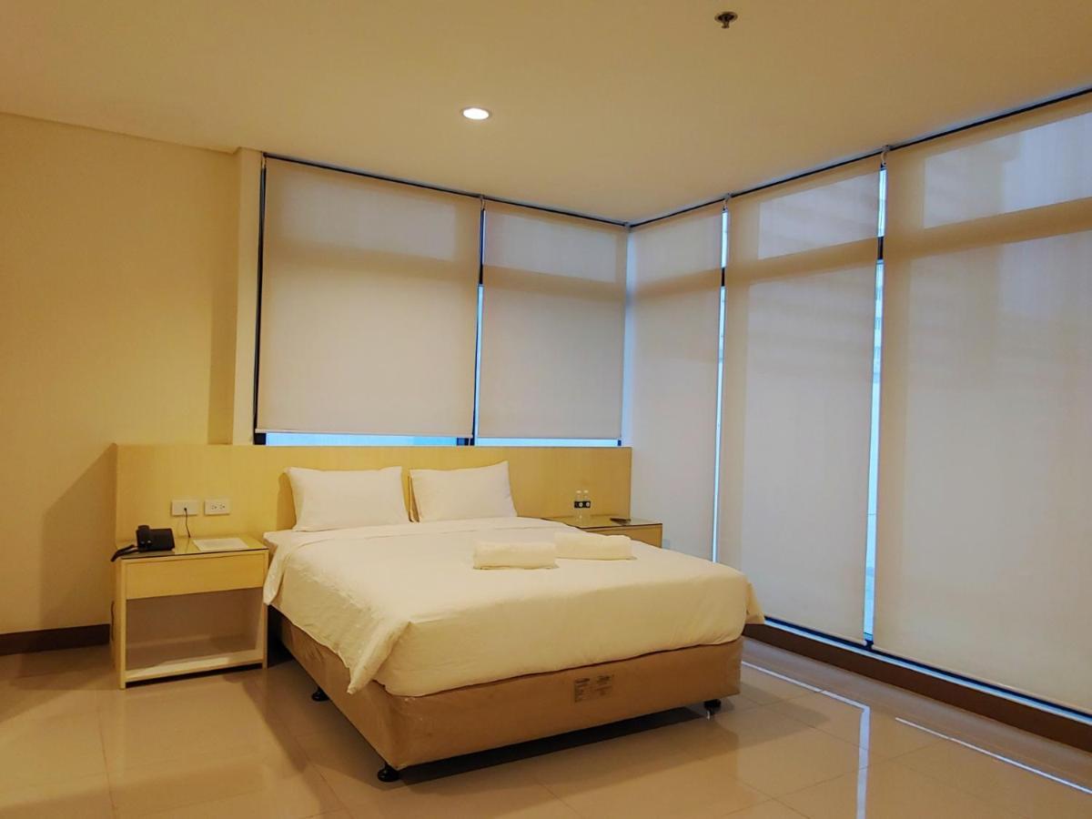 Kaizen Suites Манила Екстериор снимка
