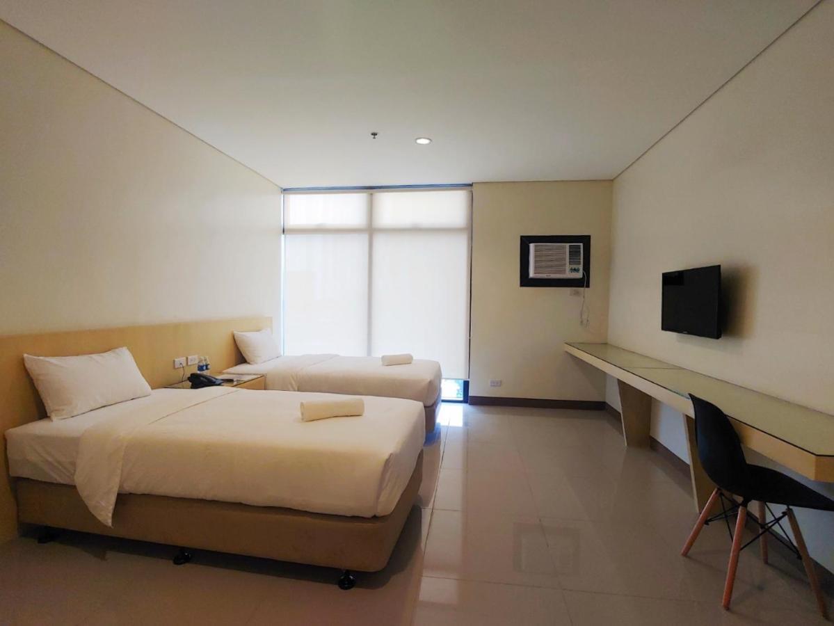Kaizen Suites Манила Екстериор снимка