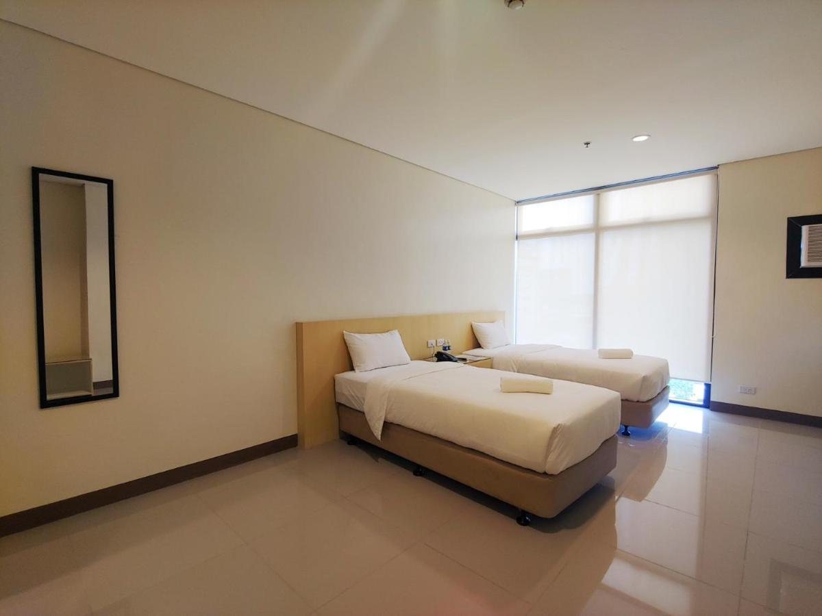 Kaizen Suites Манила Екстериор снимка