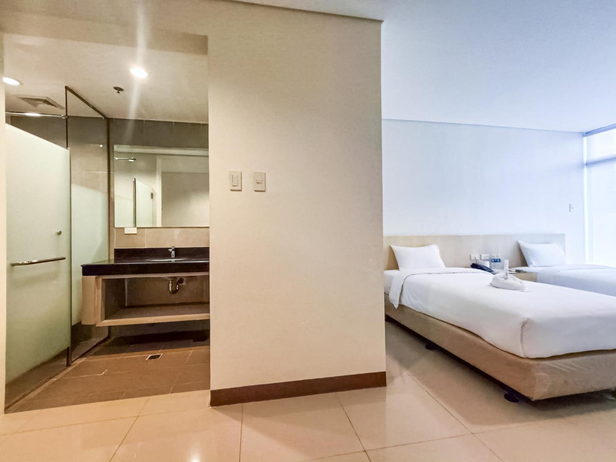 Kaizen Suites Манила Екстериор снимка