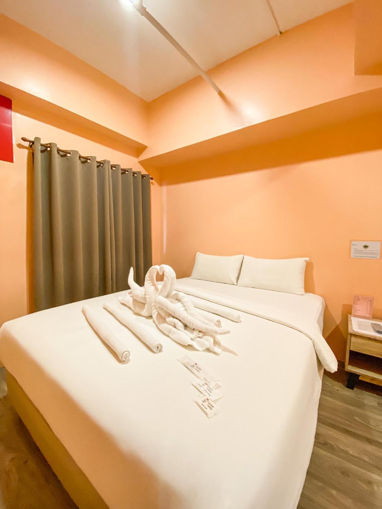 Kaizen Suites Манила Екстериор снимка
