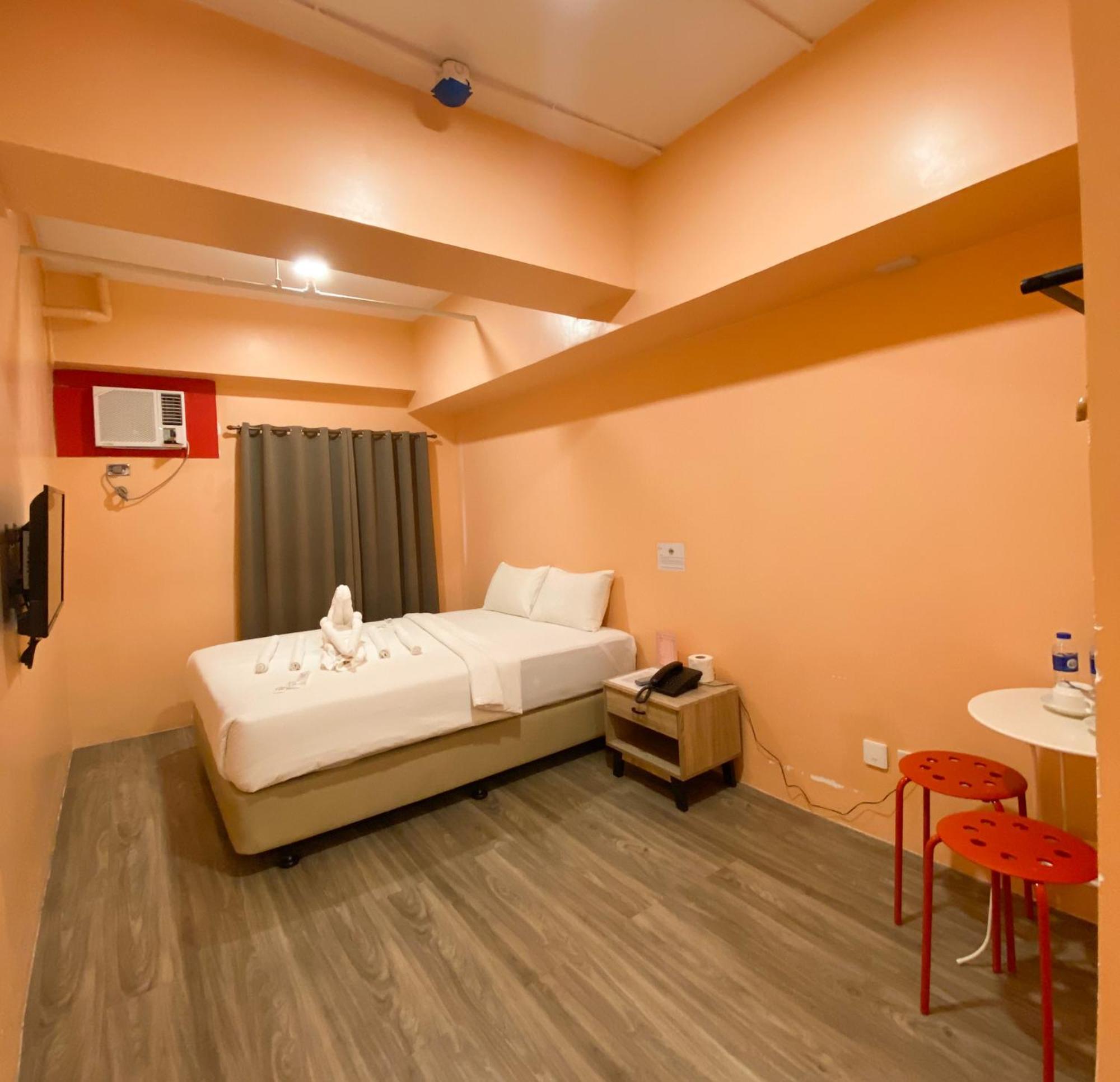 Kaizen Suites Манила Екстериор снимка